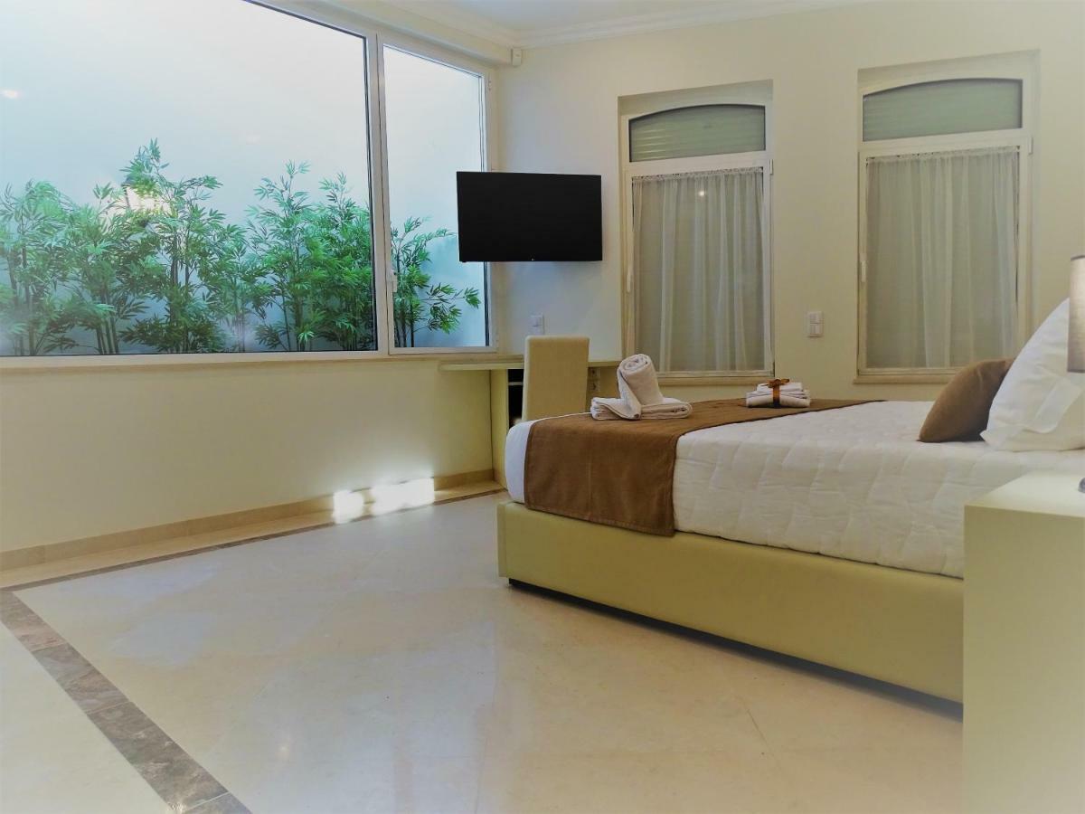 לאגוּ‏ש Bowen, Luxury Suites מראה חיצוני תמונה