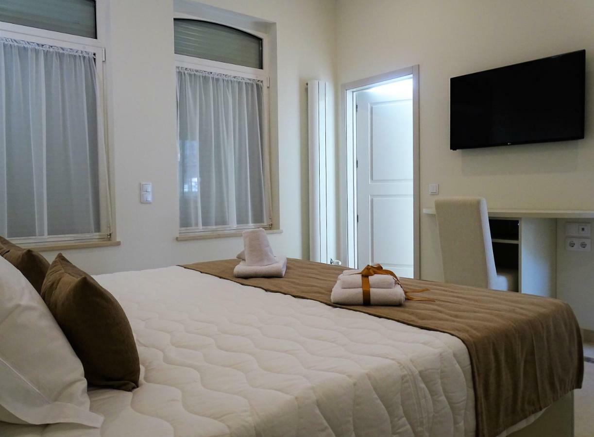 לאגוּ‏ש Bowen, Luxury Suites מראה חיצוני תמונה